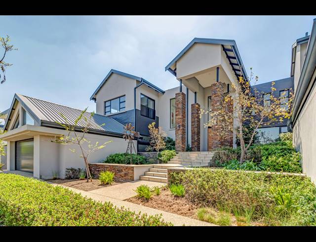 6 BEDROOM HOUSE FOR SALE IN STEYN CITY